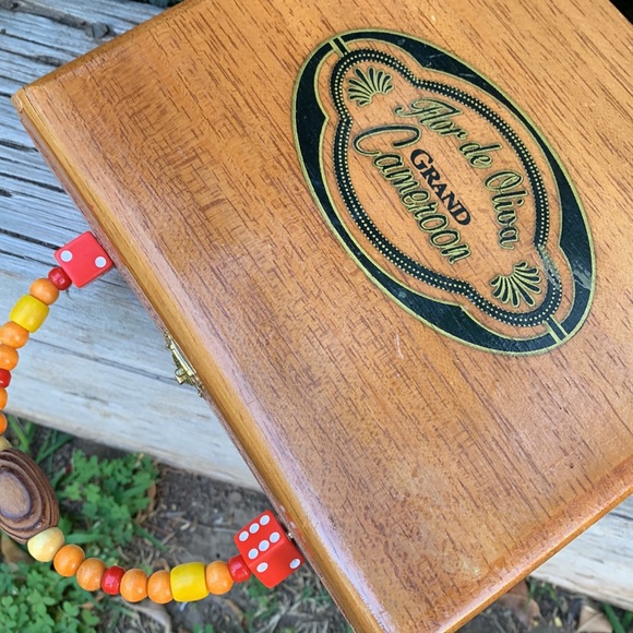 Vintage pinup girl rockabilly cigarbox purse - Picture 4 of 12